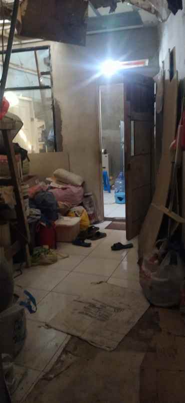 dijual rumah jalan raya penggilingan