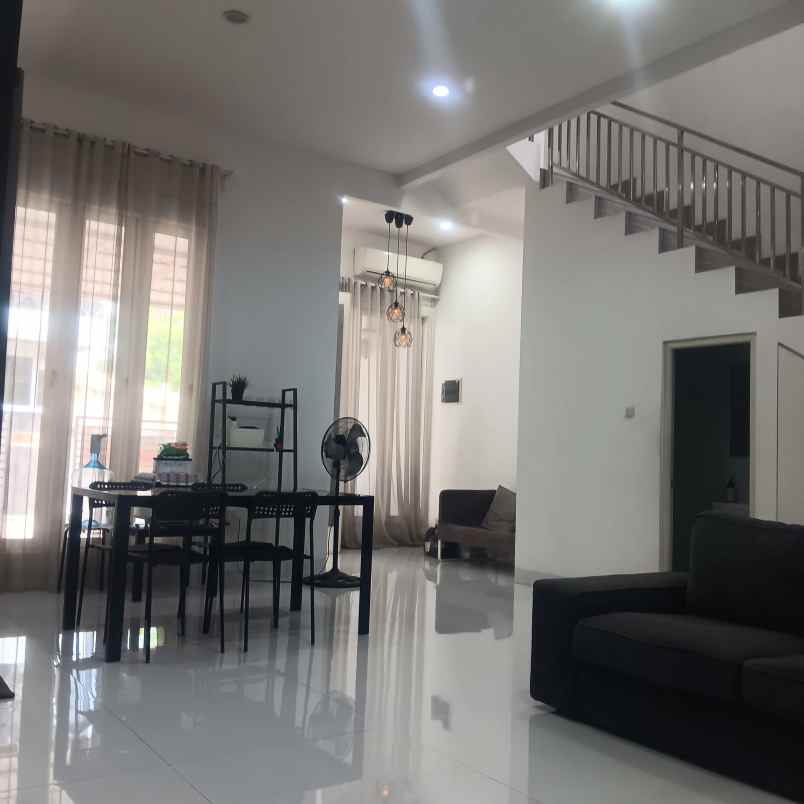 dijual rumah jatibening bekasi