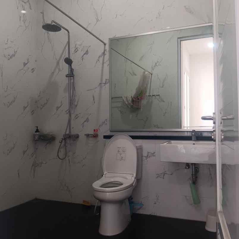 dijual rumah jatibening bekasi