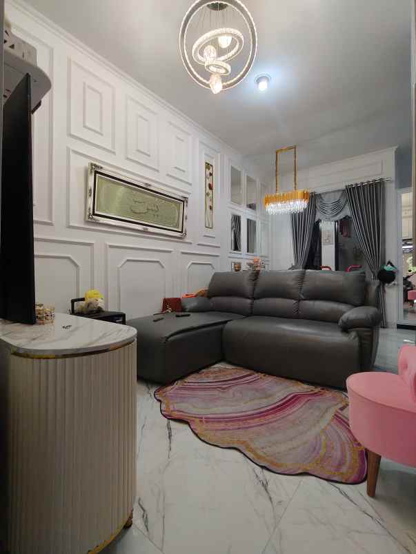 dijual rumah jatiwaringin pondok gede
