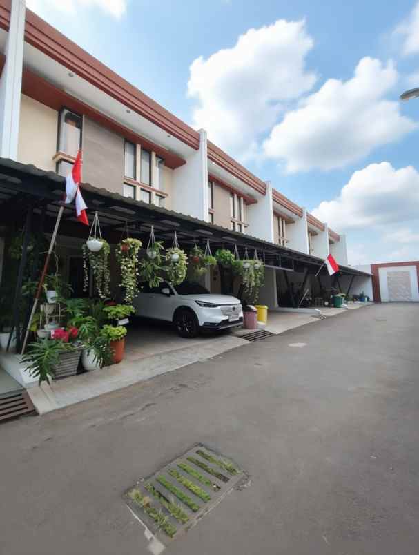 dijual rumah jatiwaringin pondok gede