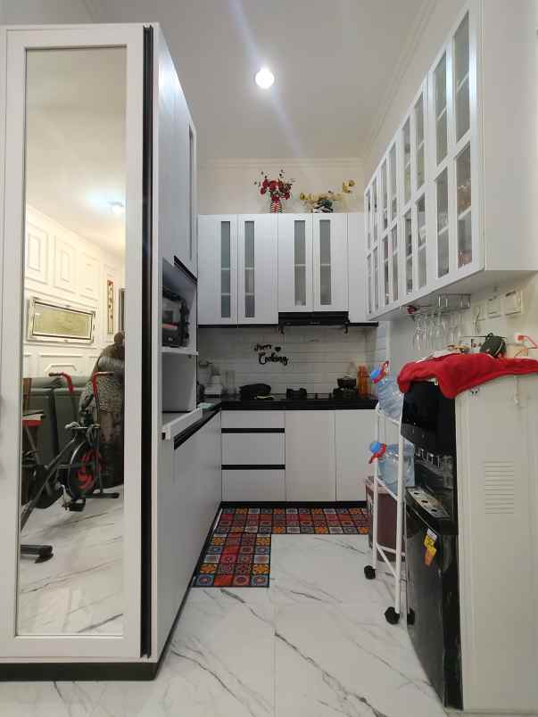 dijual rumah jatiwaringin pondok gede