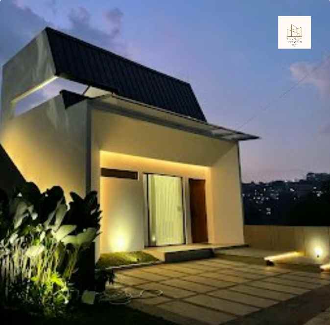 dijual rumah jl cigadung dago