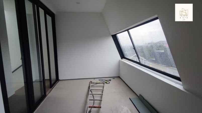 dijual rumah jl cigadung dago