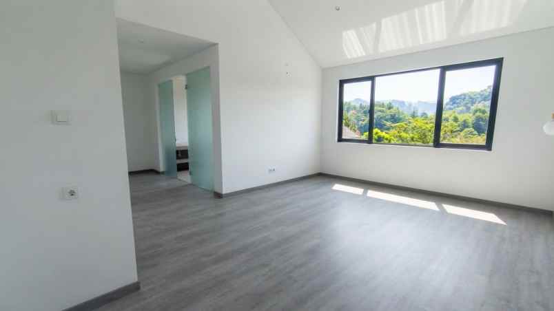 dijual rumah jl dago bandung utara