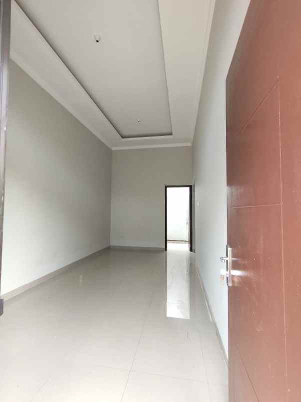 dijual rumah jl h kocen kalimulya