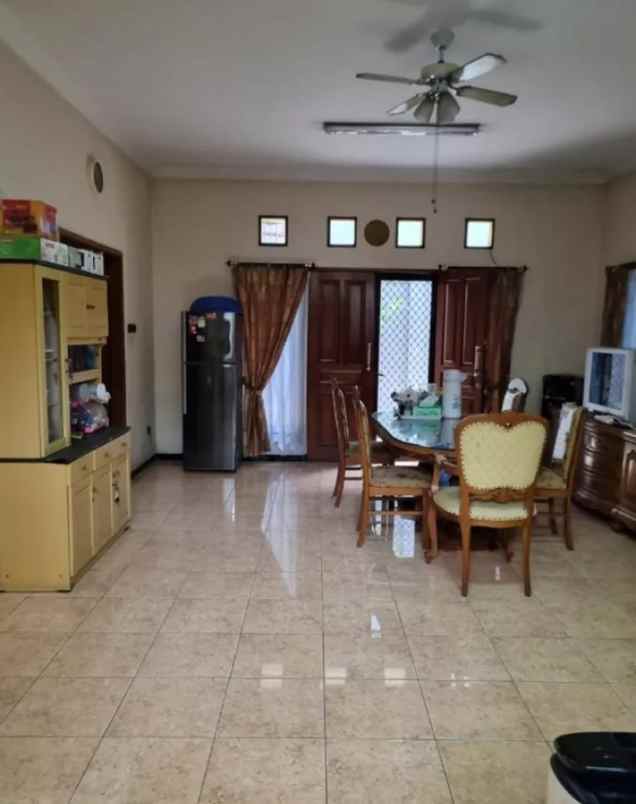 dijual rumah jl jemursari timur jemur