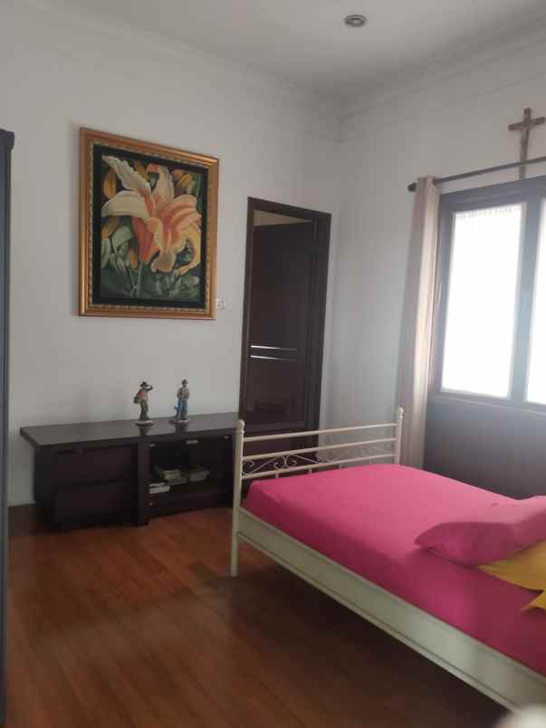 dijual rumah jl pejaten barat raya no