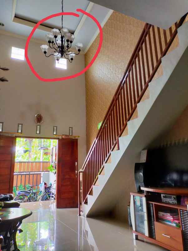 dijual rumah jl pgri ii 50 sonopakis lor