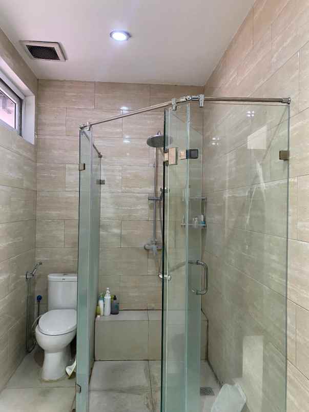 dijual rumah jl raya alternatif cibubur