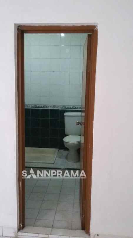 dijual rumah jl raya ceger