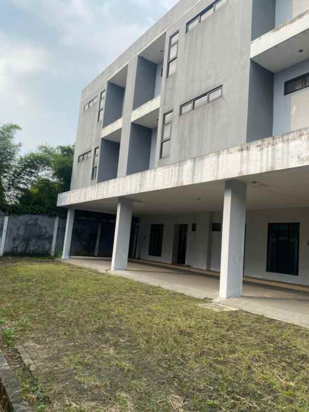 dijual rumah jl rempoa raya rc veteran