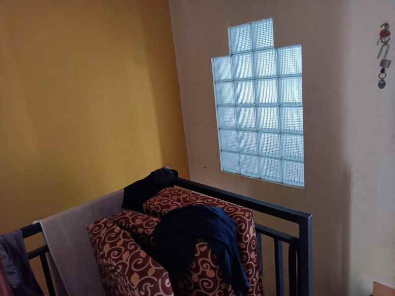 dijual rumah jl sadar raya jagakarsa