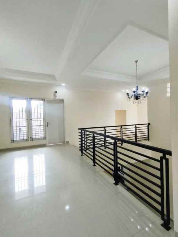 dijual rumah jl sepat raya kebagusan