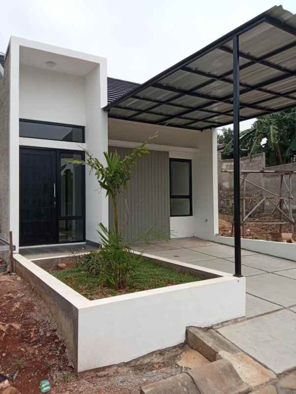 dijual rumah jl swadaya pondok benda