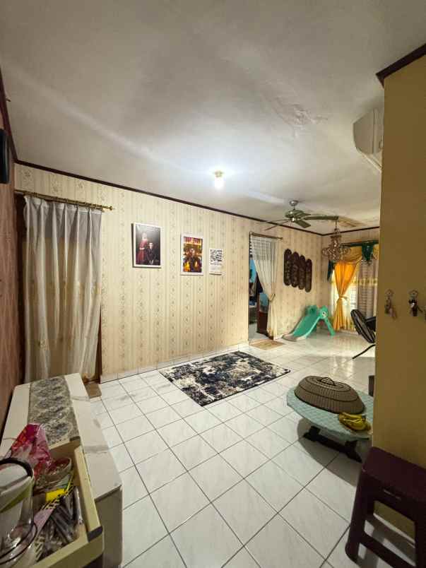 dijual rumah jl tengkubey