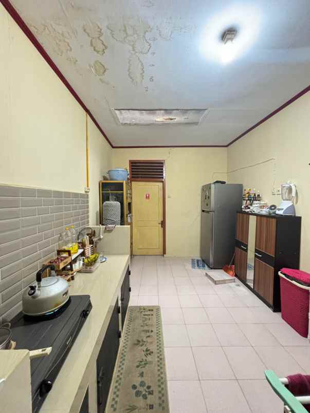 dijual rumah jl tengkubey