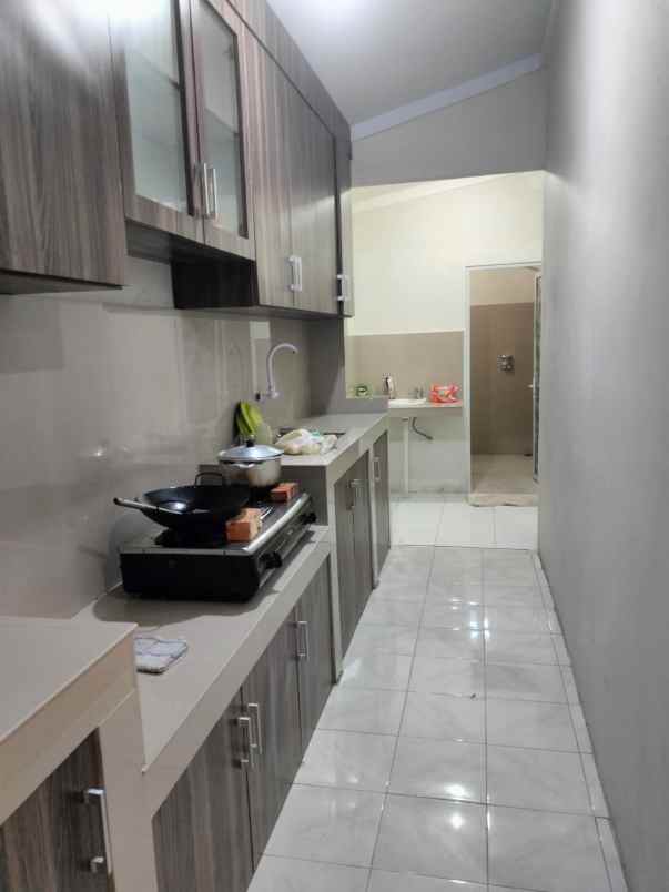 dijual rumah jl tengkubey