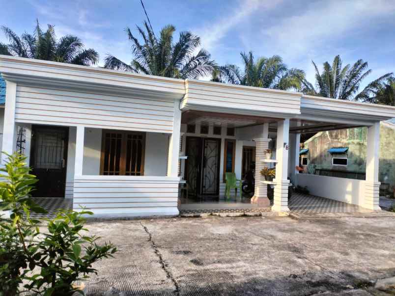 dijual rumah jl tengkubey