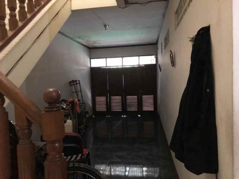 dijual rumah jln nusantara depok jaya
