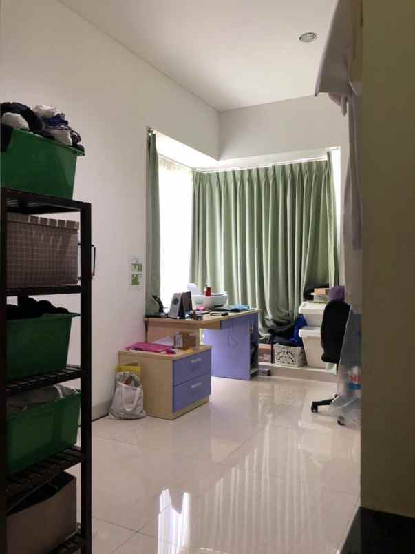 dijual rumah jln raya rawa buntu