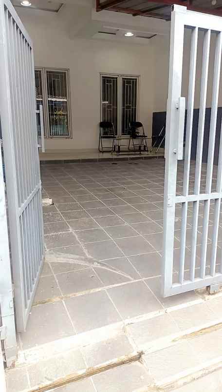 dijual rumah kedaung ciputat