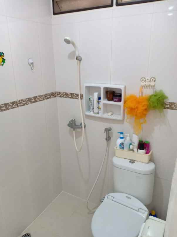 dijual rumah kelapa gading