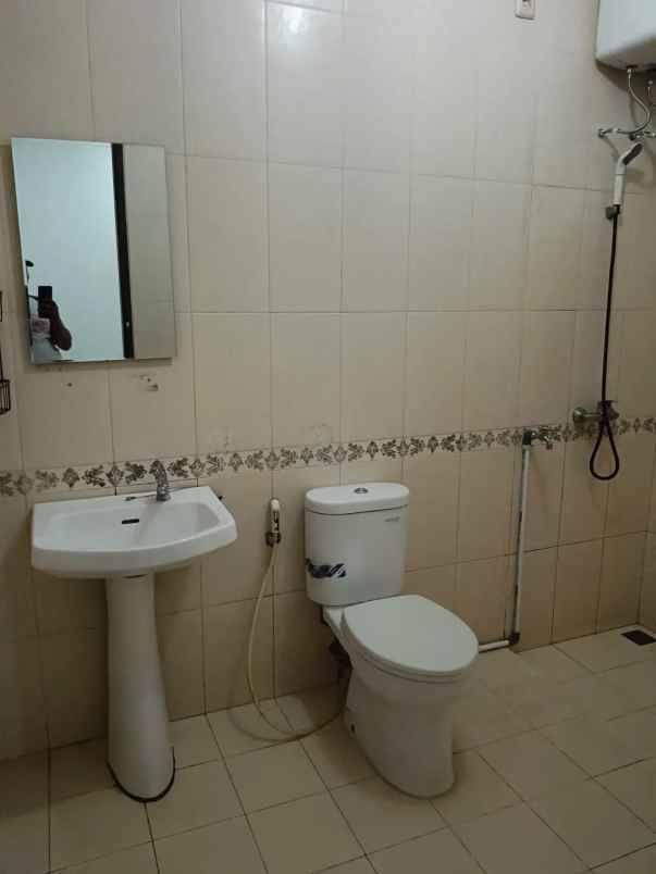 dijual rumah kemang pratama 2 bekasi