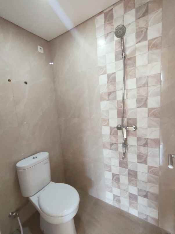 dijual rumah kenjeran