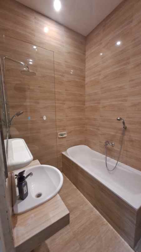 dijual rumah kertajaya