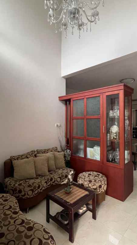 dijual rumah kertajaya indah