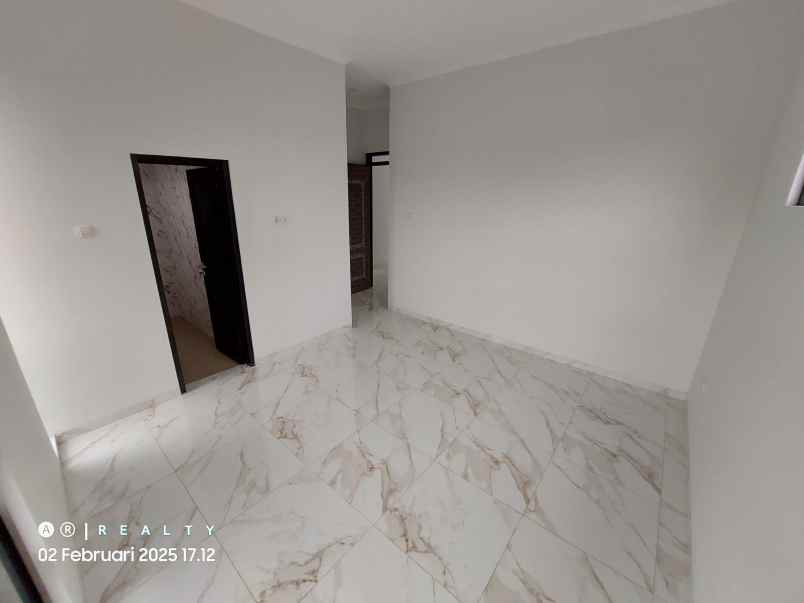 dijual rumah komplek cigadung