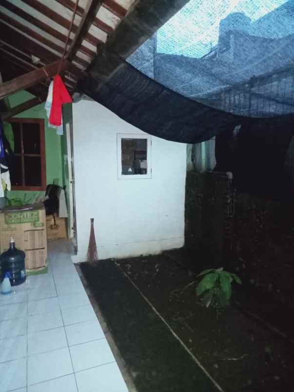 dijual rumah komplek citeureup cimahi