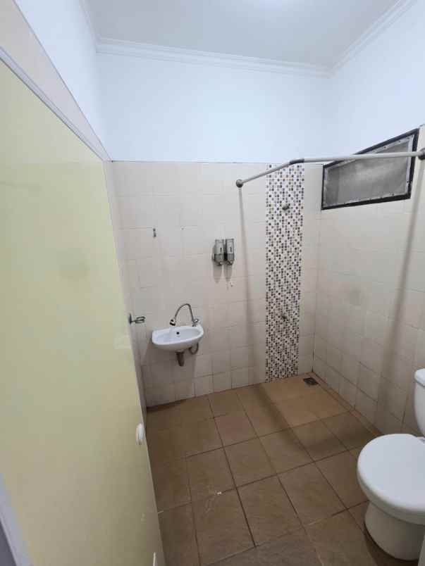 dijual rumah komplek de marrakesh