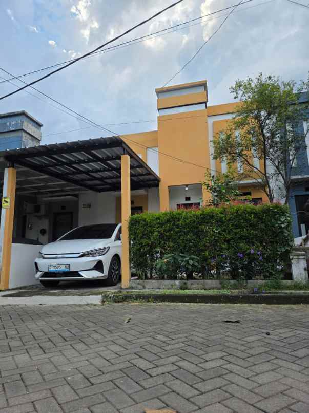 dijual rumah komplek de marrakesh