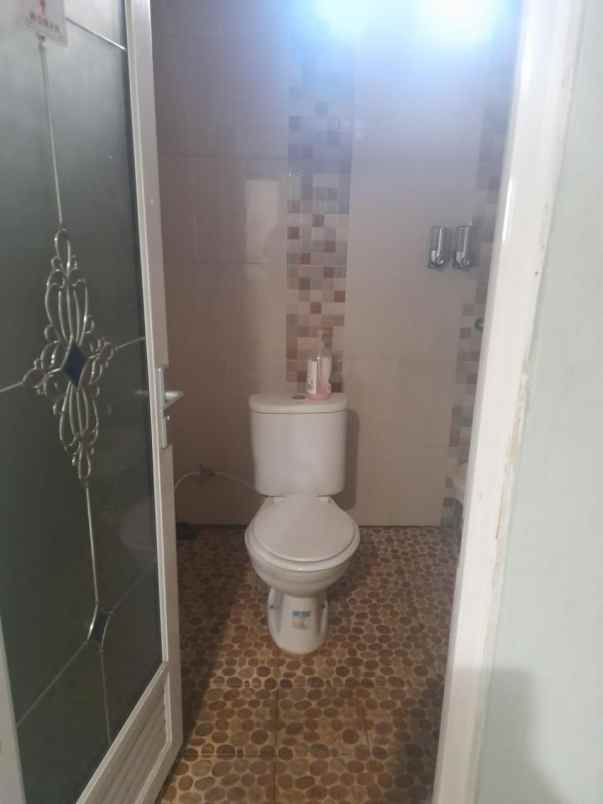 dijual rumah komplek haji gofur ngamprah