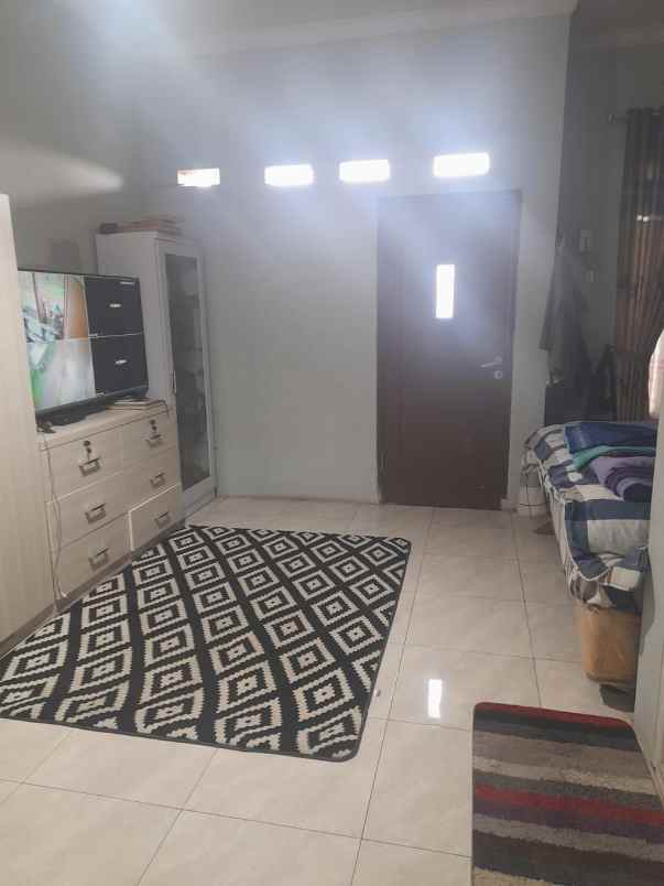 dijual rumah komplek haji gofur ngamprah