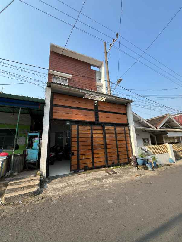 dijual rumah kost rumah induk lokasi candi mendut