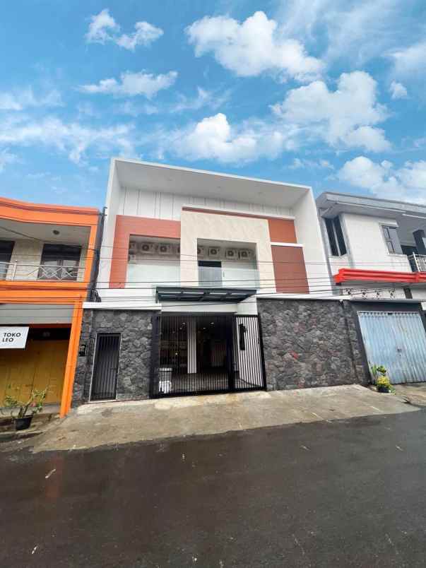 dijual rumah kupang