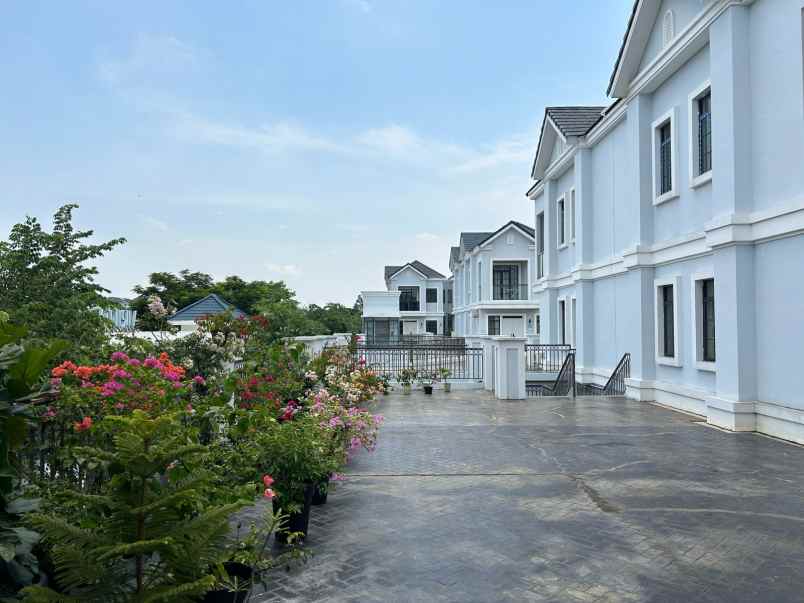 dijual rumah lavon swan city tangerang
