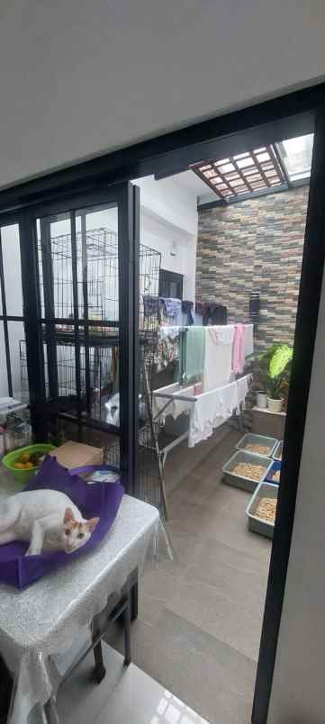dijual rumah lokasi oma view kota malang