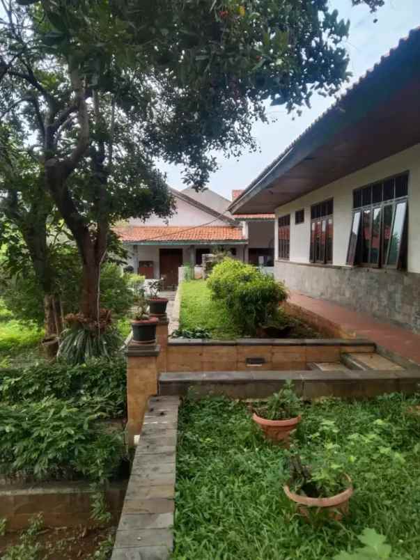 dijual rumah lubang buaya pondok gede