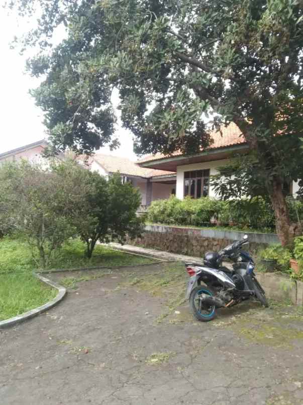 dijual rumah lubang buaya pondok gede