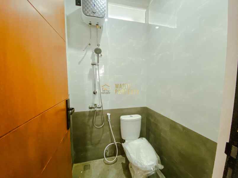 dijual rumah maguwoharjo depok sleman