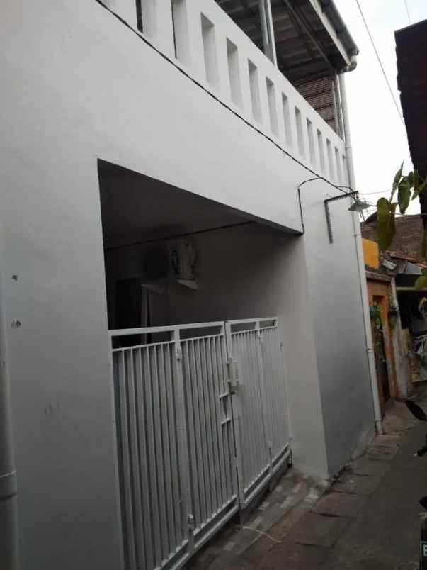dijual rumah mampang prapatan