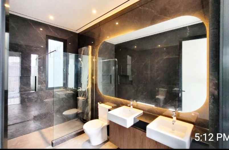 dijual rumah manyar kertoadi