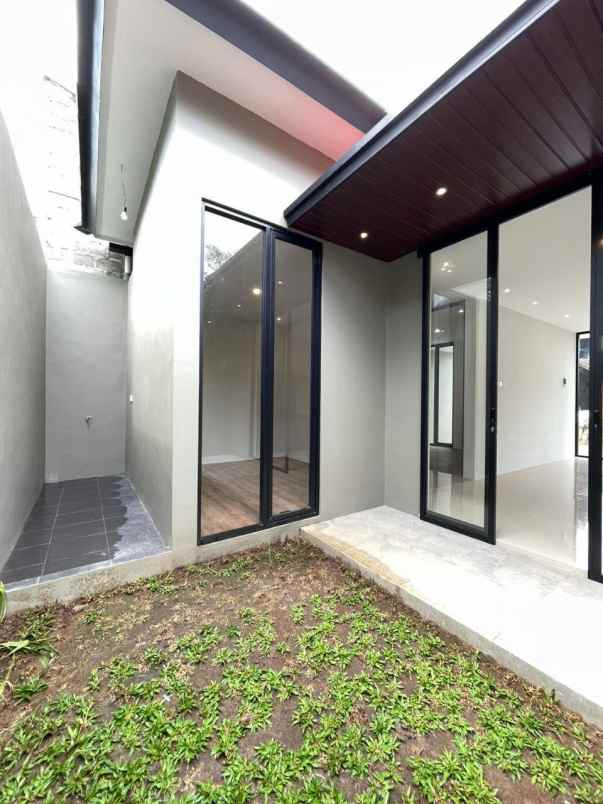 dijual rumah margoluwih sleman yogyakarta