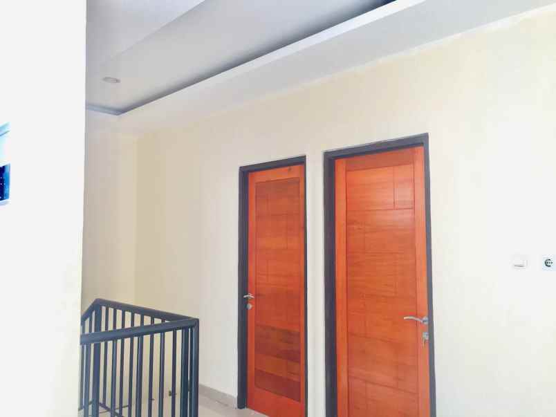 dijual rumah margonda kemiri muka beji