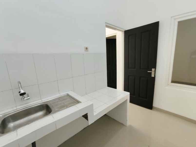 dijual rumah medayu utara
