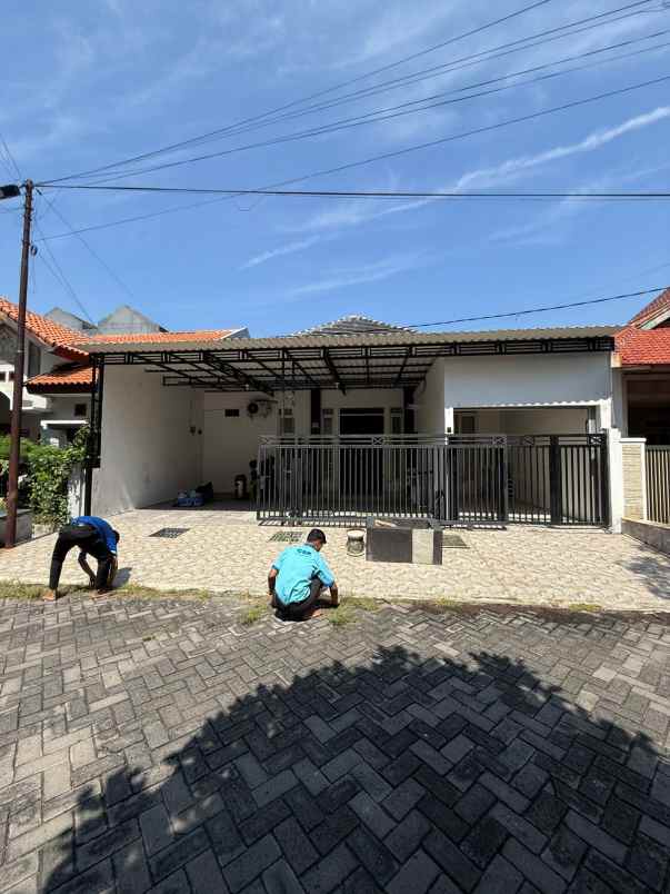 dijual rumah medokan asri